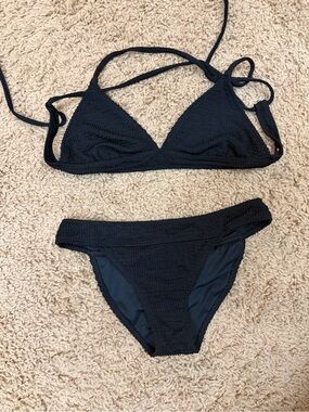 Black Women’s Triangle Bikini Set